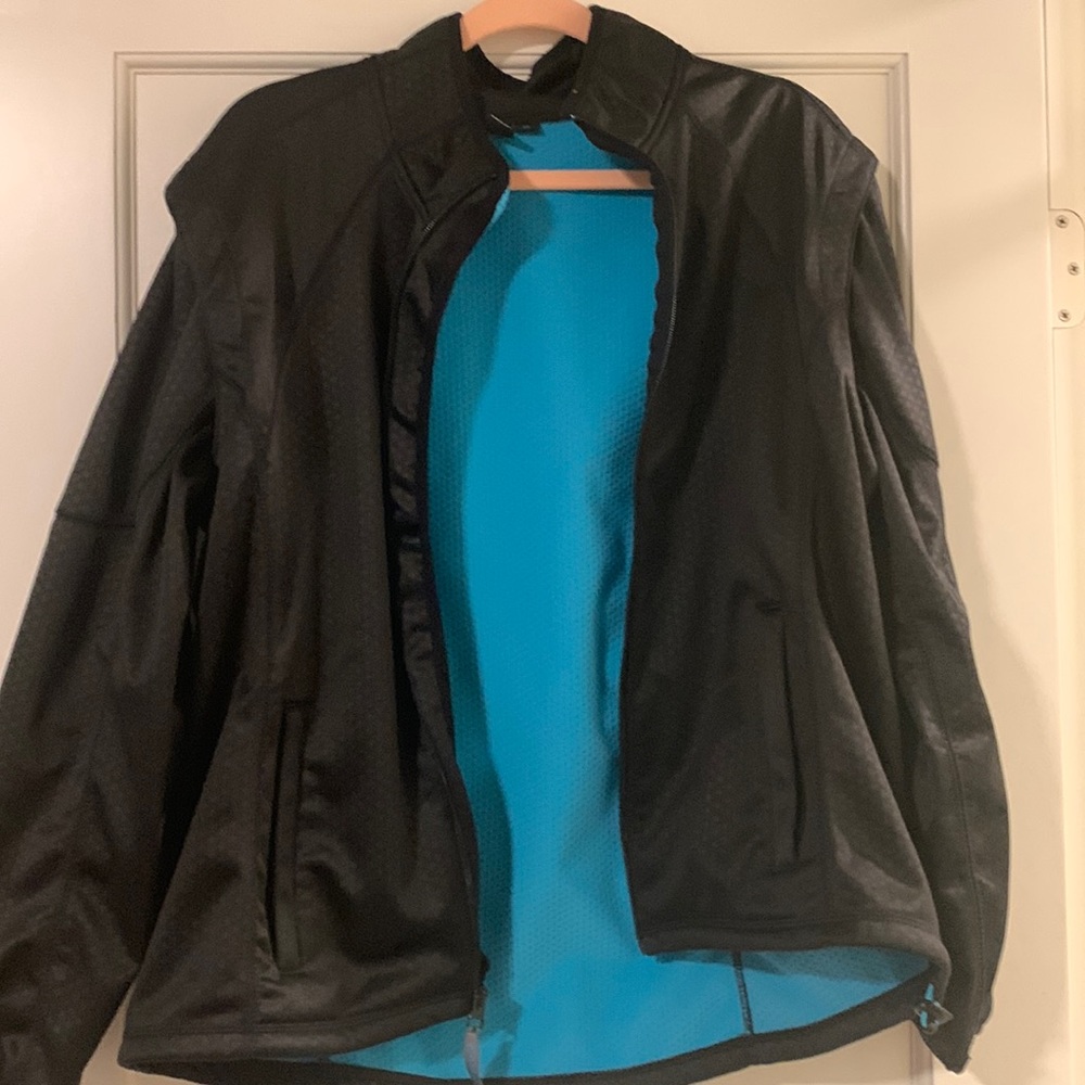 Axial Jacket